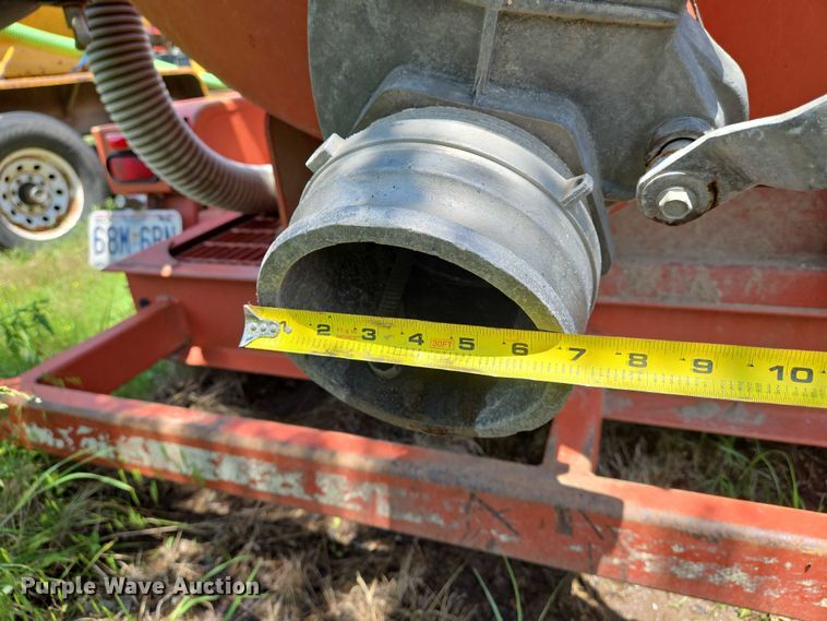 image for item EN8048 2010 Ditch Witch FX60 vacuum excavator