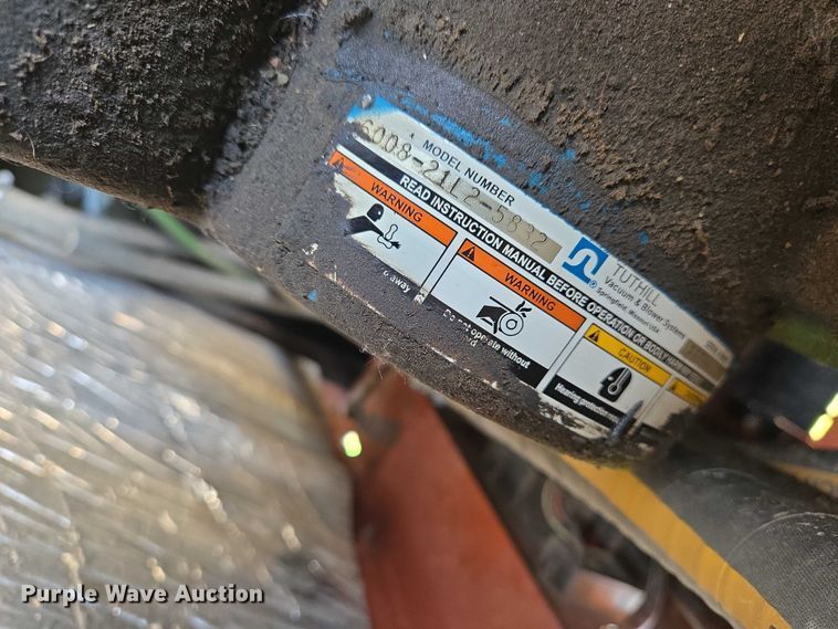 image for item EN8048 2010 Ditch Witch FX60 vacuum excavator