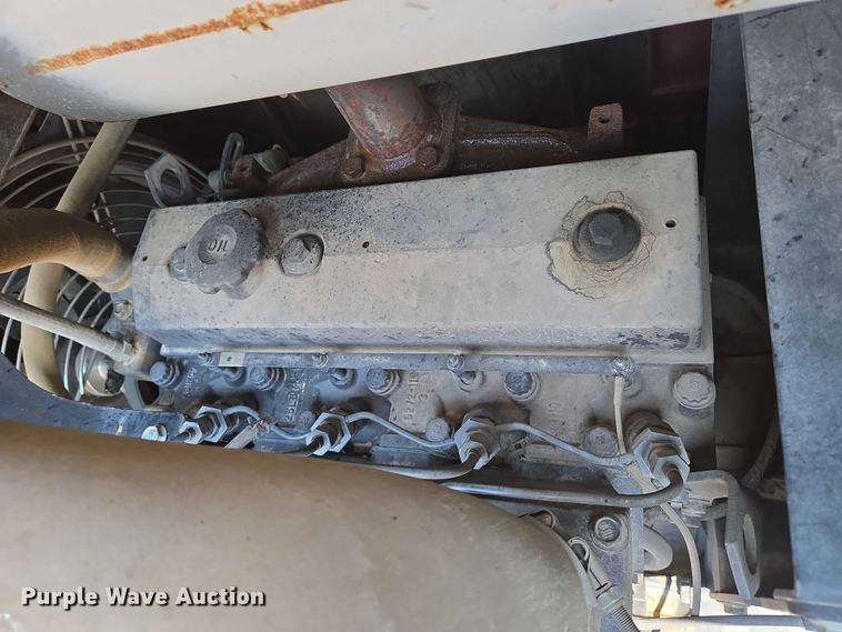 image for item EN8048 2010 Ditch Witch FX60 vacuum excavator