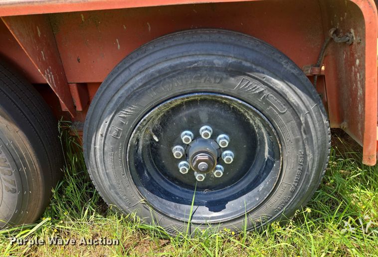 image for item EN8048 2010 Ditch Witch FX60 vacuum excavator