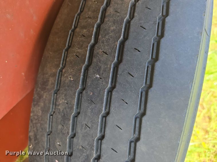 image for item EN8048 2010 Ditch Witch FX60 vacuum excavator