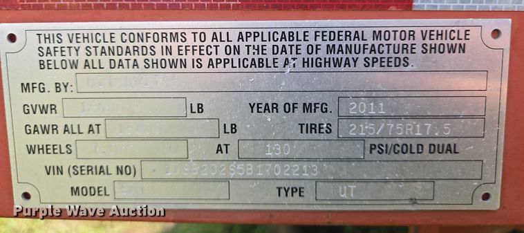 image for item EN8048 2010 Ditch Witch FX60 vacuum excavator