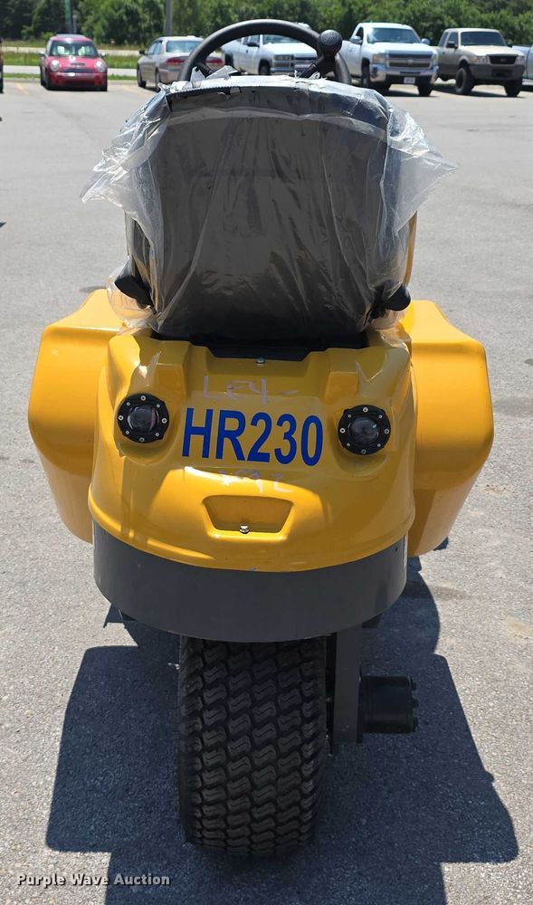 image for item EO1031 2025 AGT HR230 compact wheel  loader