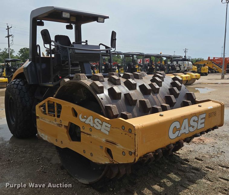 image for item EQ4031 2019 Case SV212D single drum vibratory roller