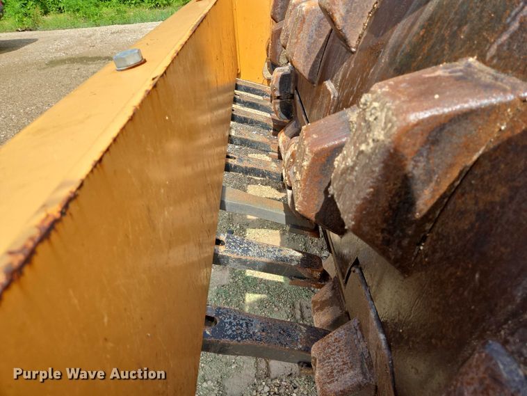 image for item EQ4031 2019 Case SV212D single drum vibratory roller