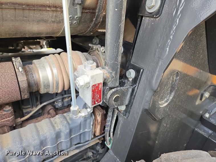 image for item EQ4031 2019 Case SV212D single drum vibratory roller