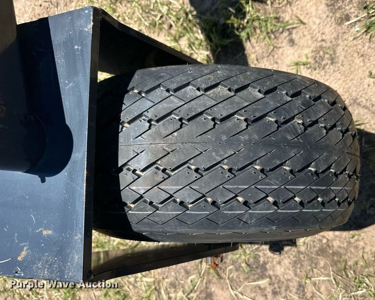 image for item EQ4882 Raytree skid steer grader