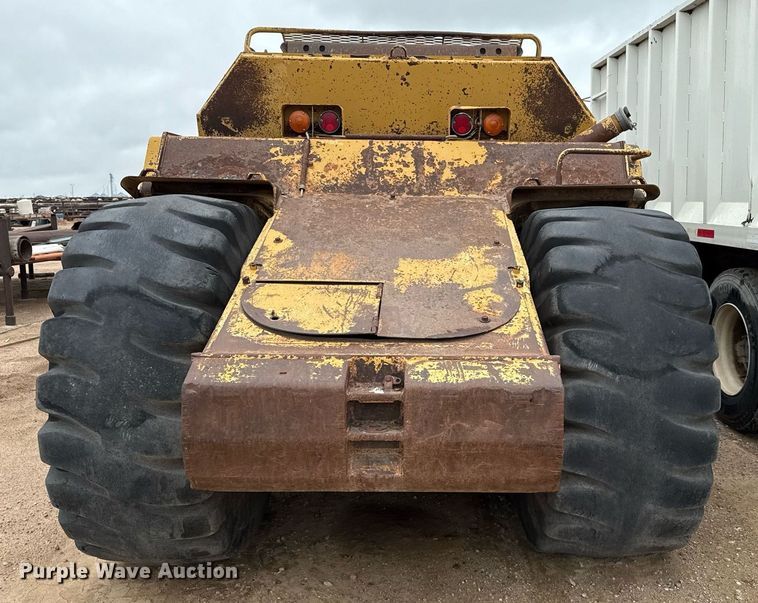 image for item EQ4898 1988 Caterpillar 613C elevating scraper