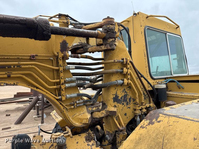 image for item EQ4898 1988 Caterpillar 613C elevating scraper