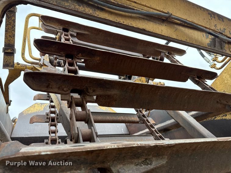 image for item EQ4898 1988 Caterpillar 613C elevating scraper