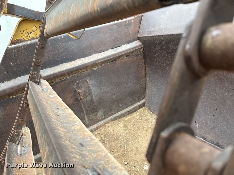 image for item EQ4898 1988 Caterpillar 613C elevating scraper