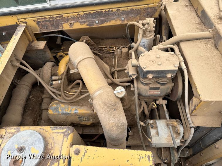 image for item EQ4898 1988 Caterpillar 613C elevating scraper