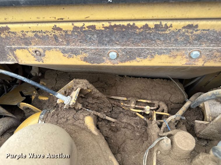 image for item EQ4898 1988 Caterpillar 613C elevating scraper