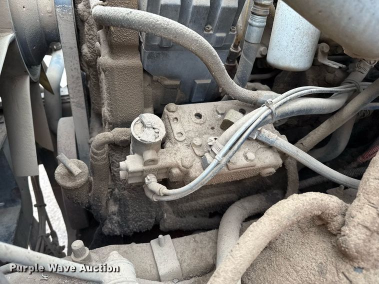 image for item EQ4902 2004 Sterling L8500 dump truck