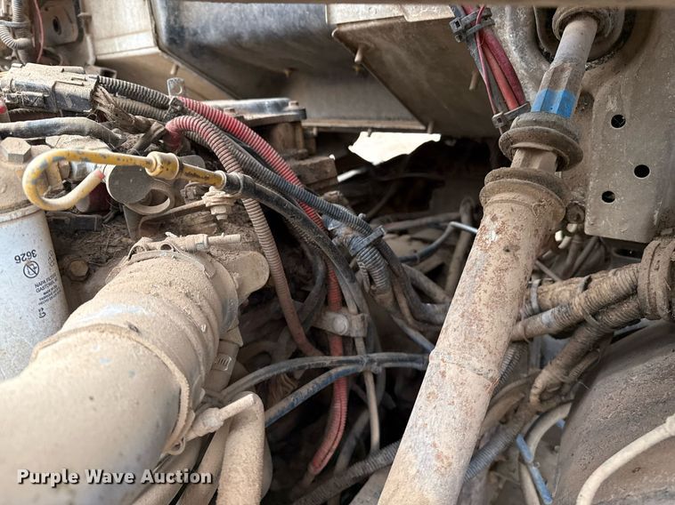 image for item EQ4902 2004 Sterling L8500 dump truck