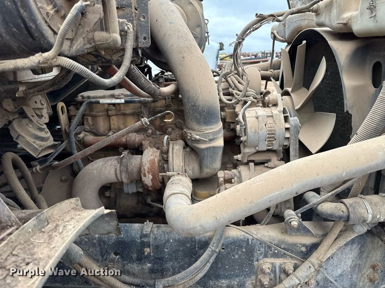 image for item EQ4902 2004 Sterling L8500 dump truck