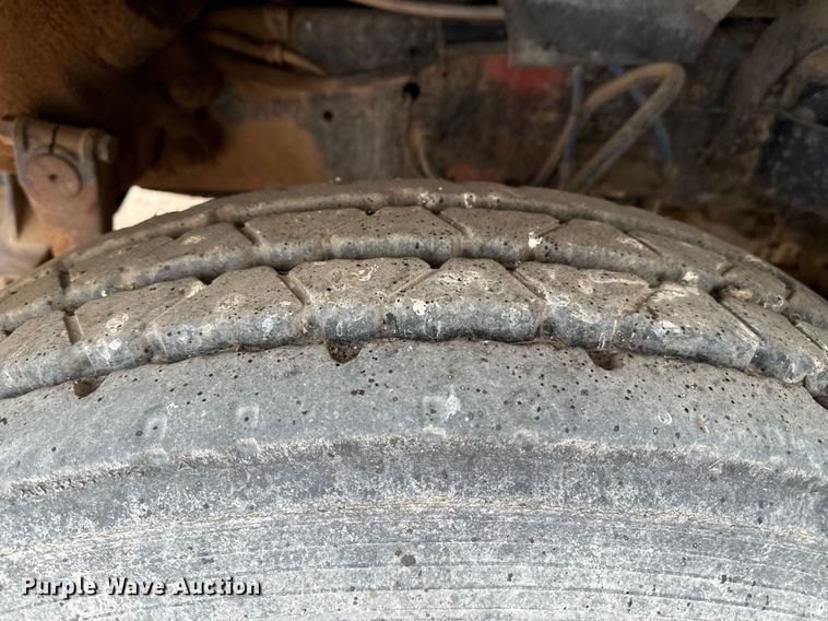 image for item EQ4902 2004 Sterling L8500 dump truck