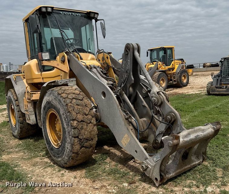 image for item EQ4913 2009 Volvo L90F wheel loader