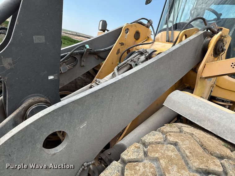 image for item EQ4913 2009 Volvo L90F wheel loader