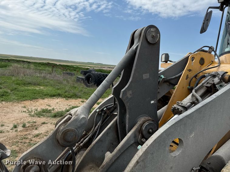 image for item EQ4913 2009 Volvo L90F wheel loader