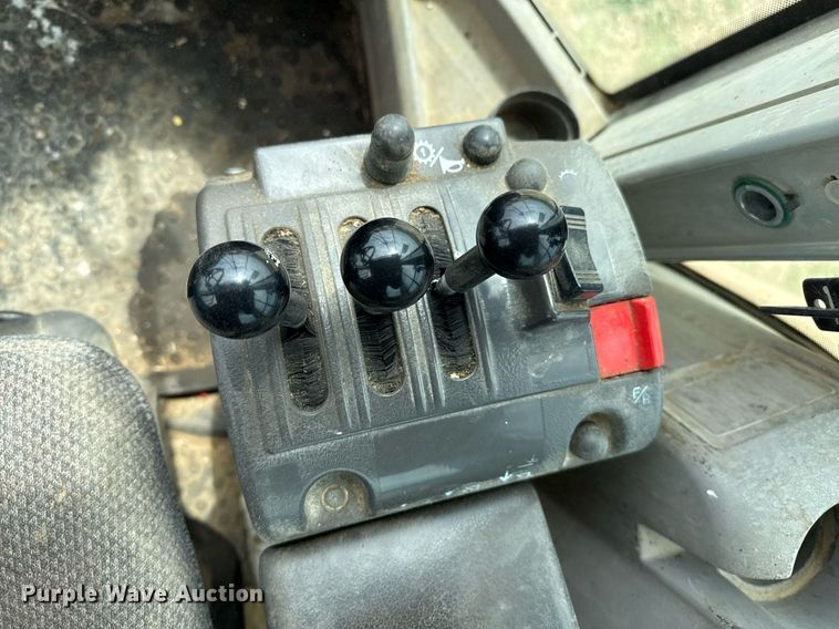 image for item EQ4913 2009 Volvo L90F wheel loader