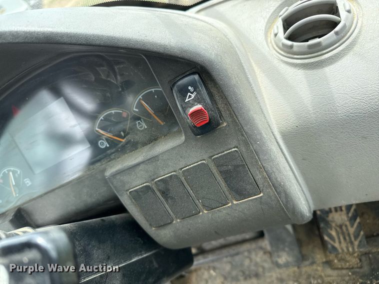 image for item EQ4913 2009 Volvo L90F wheel loader