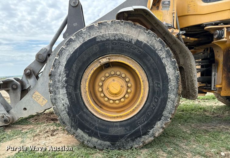 image for item EQ4913 2009 Volvo L90F wheel loader