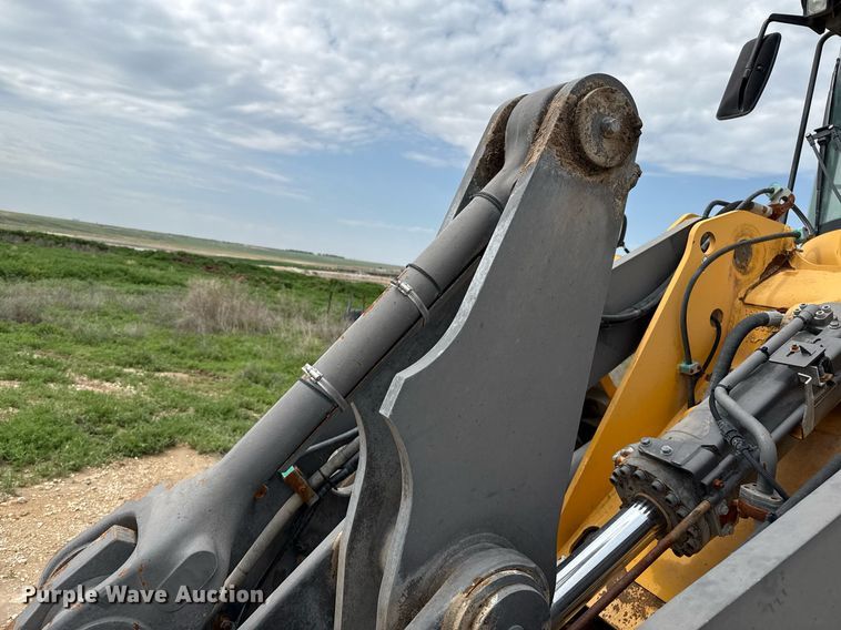 image for item EQ4914 2008 Volvo L90F wheel loader