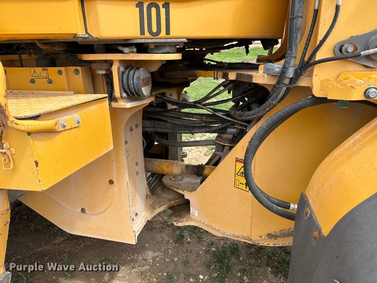 image for item EQ4914 2008 Volvo L90F wheel loader