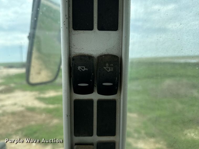 image for item EQ4914 2008 Volvo L90F wheel loader