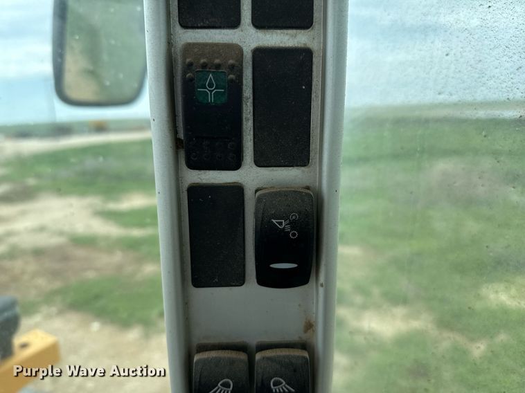 image for item EQ4914 2008 Volvo L90F wheel loader