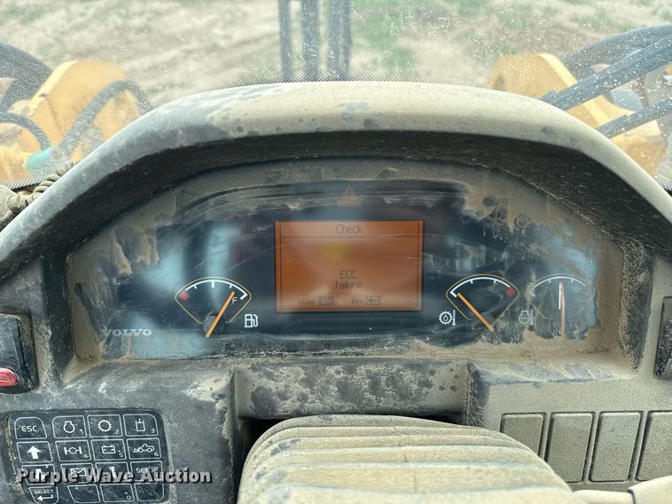 image for item EQ4914 2008 Volvo L90F wheel loader