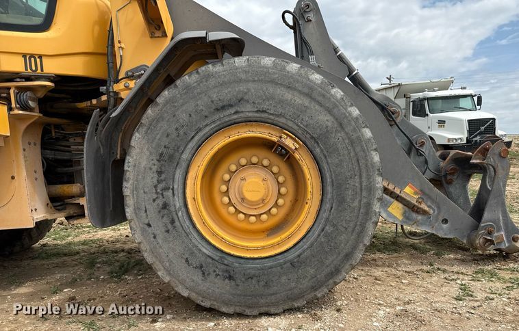 image for item EQ4914 2008 Volvo L90F wheel loader