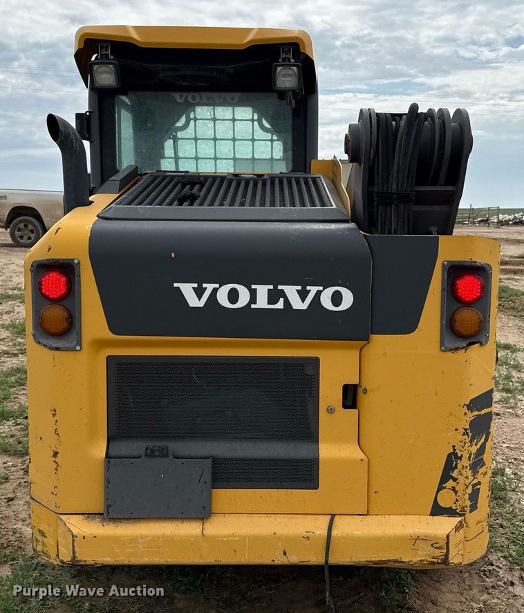 image for item EQ4915 2014 Volvo MC115C skid steer loader