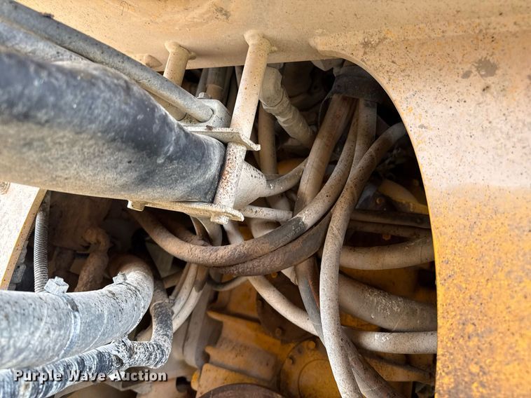 image for item EQ4916 2009 Volvo L90F wheel loader