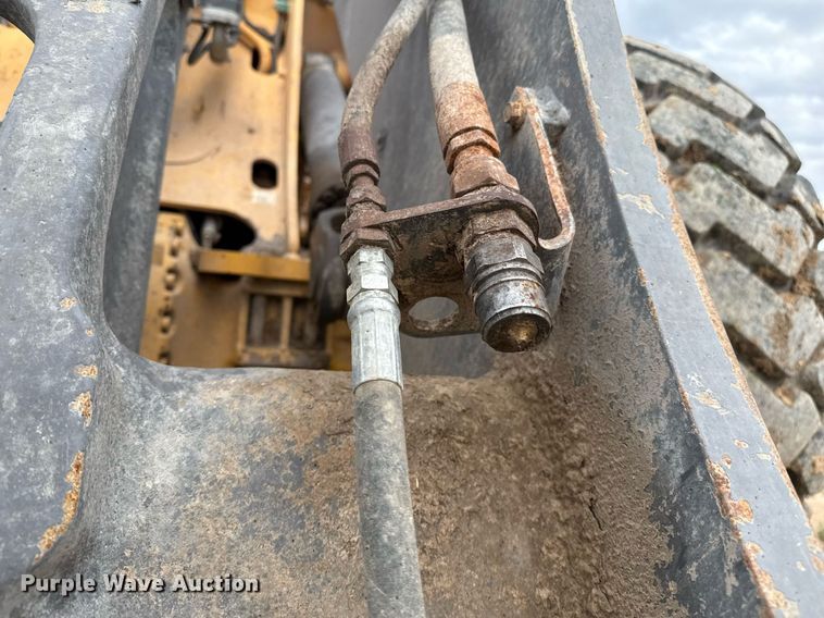 image for item EQ4916 2009 Volvo L90F wheel loader