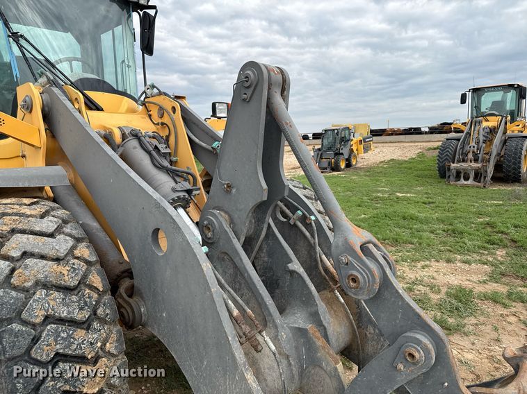 image for item EQ4916 2009 Volvo L90F wheel loader