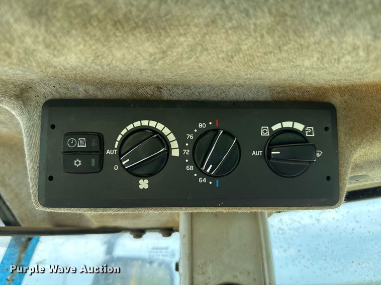 image for item EQ4916 2009 Volvo L90F wheel loader