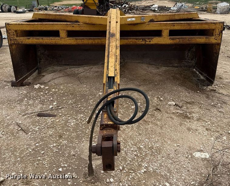 image for item EQ4917 Holcomb scraper