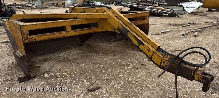 image for item EQ4917 Holcomb scraper