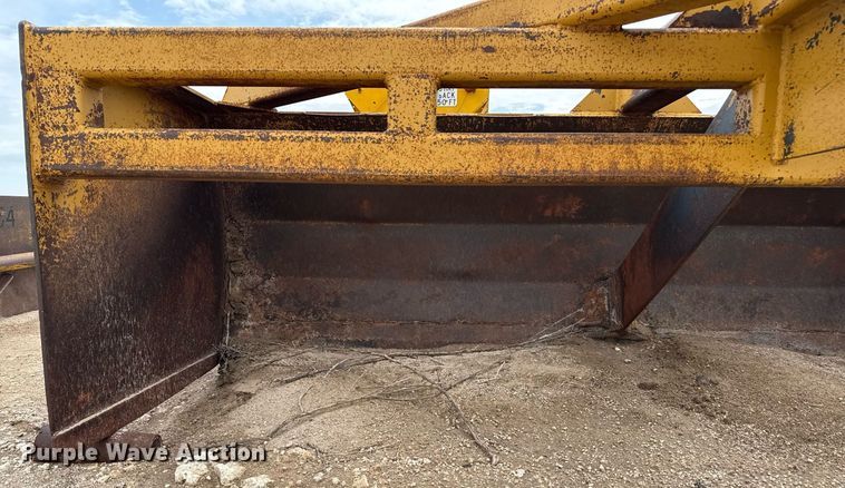 image for item EQ4917 Holcomb scraper