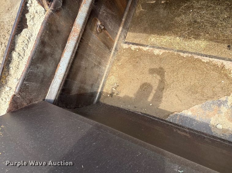 image for item EQ4924 Caterpillar 613C Series II elevating scraper