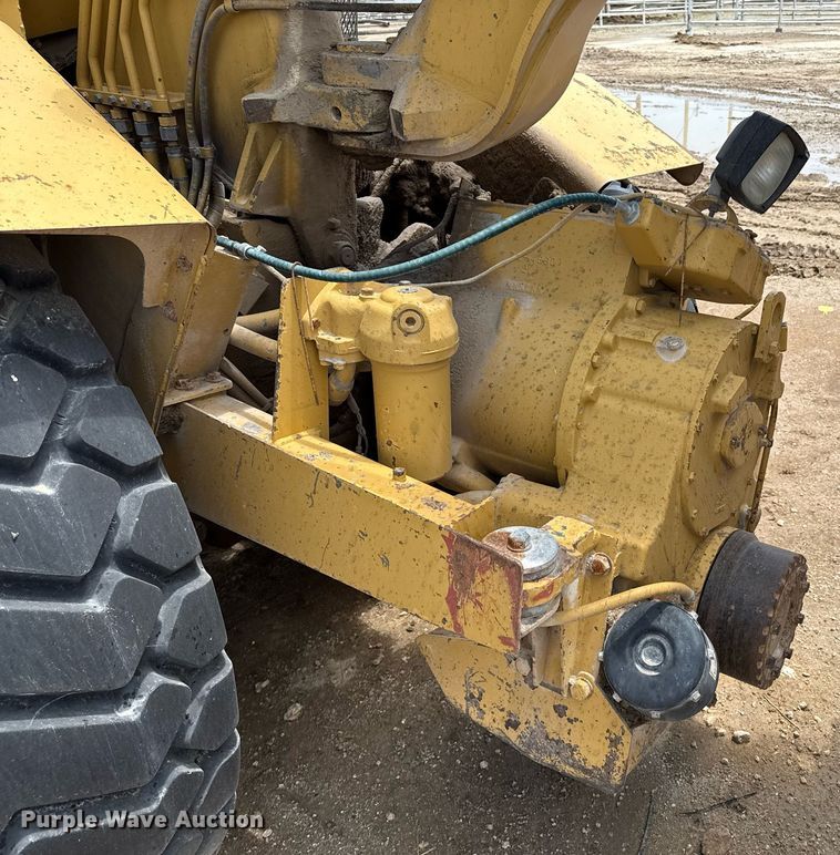 image for item EQ4924 Caterpillar 613C Series II elevating scraper