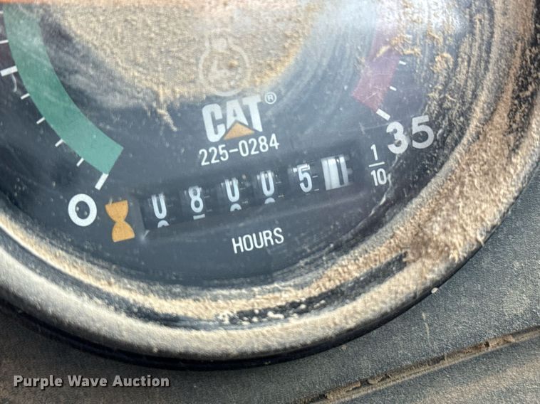 image for item EQ4924 Caterpillar 613C Series II elevating scraper