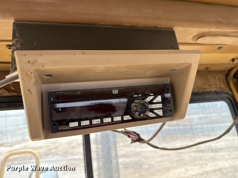 image for item EQ4924 Caterpillar 613C Series II elevating scraper