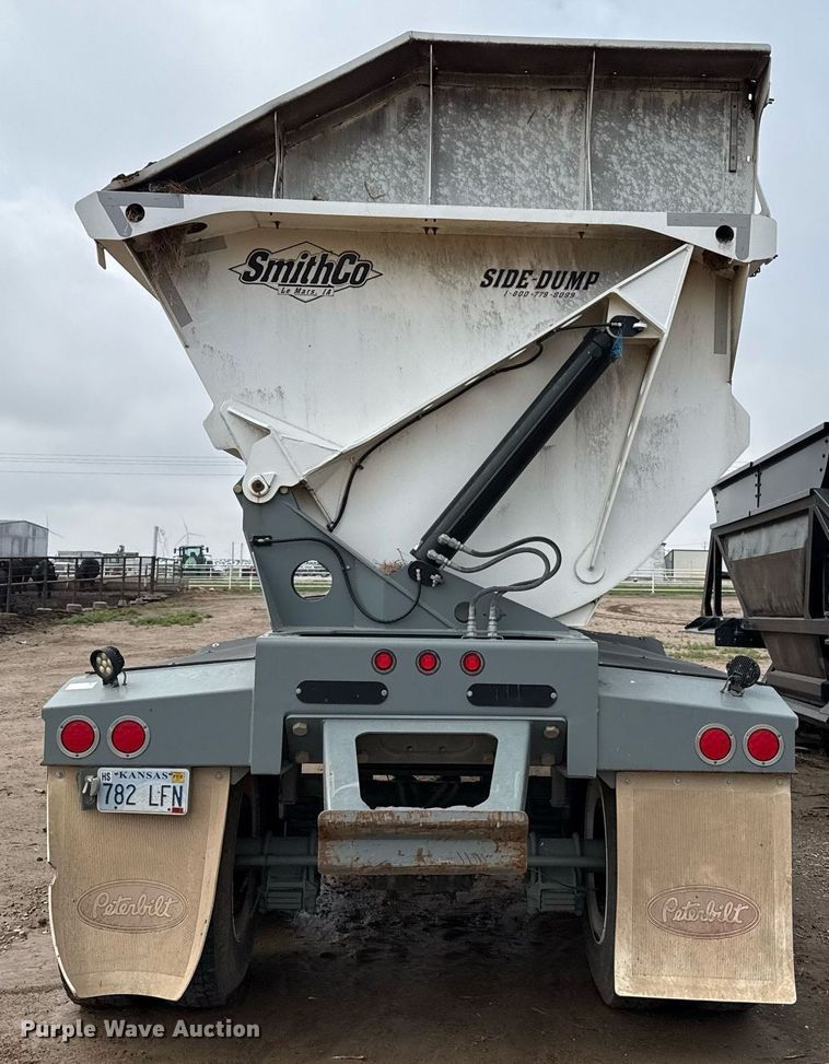 image for item EQ4938 2018 SmithCo SH2-32-29 side dump trailer