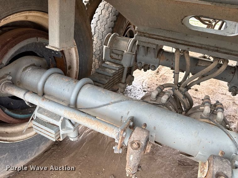 image for item EQ4938 2018 SmithCo SH2-32-29 side dump trailer