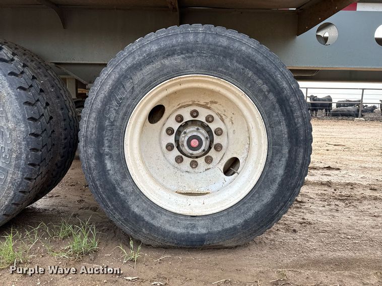 image for item EQ4938 2018 SmithCo SH2-32-29 side dump trailer