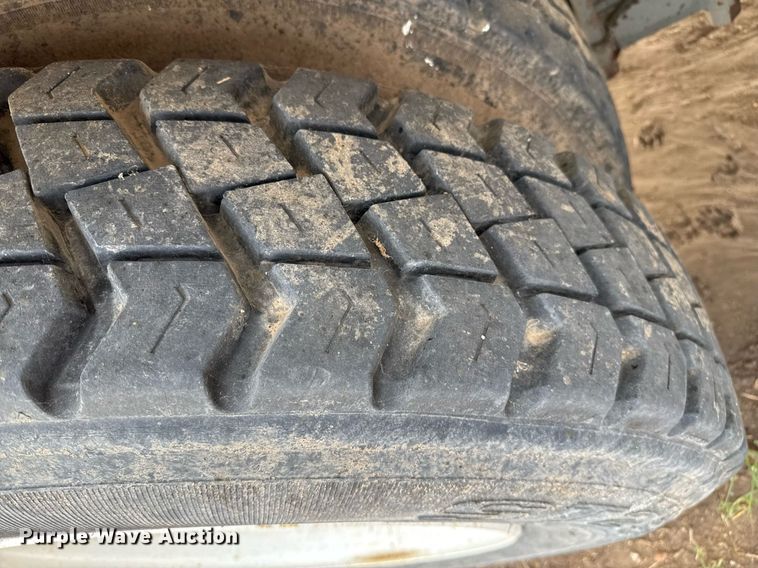 image for item EQ4938 2018 SmithCo SH2-32-29 side dump trailer