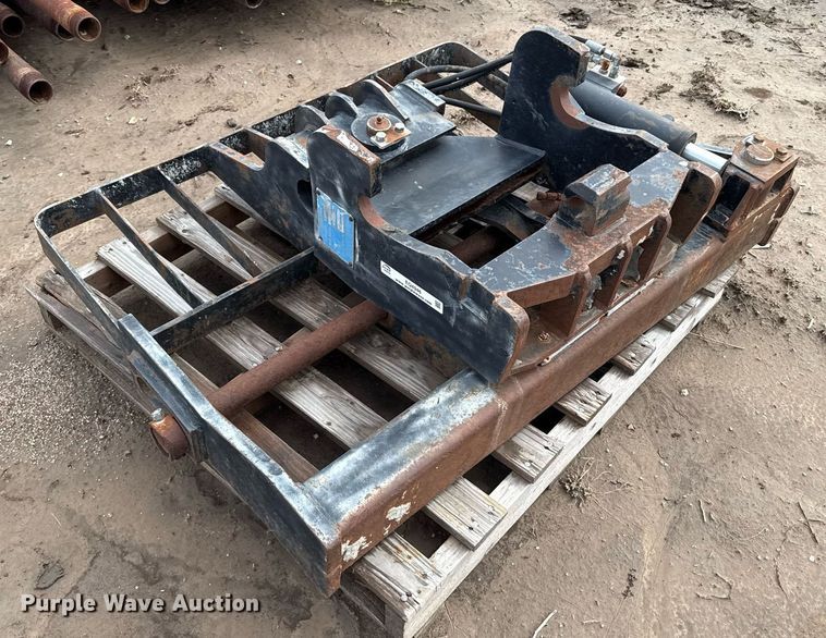 image for item EQ4946 Gradall fork carriage